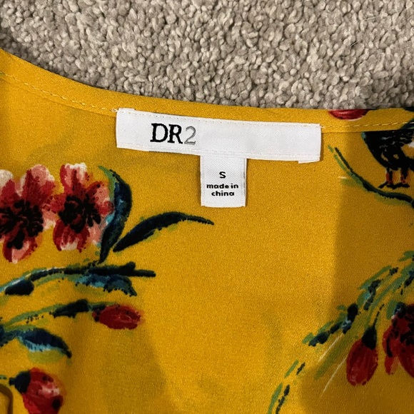 Floral Yellow Textured Yellow Dress - Picture 3 of 3